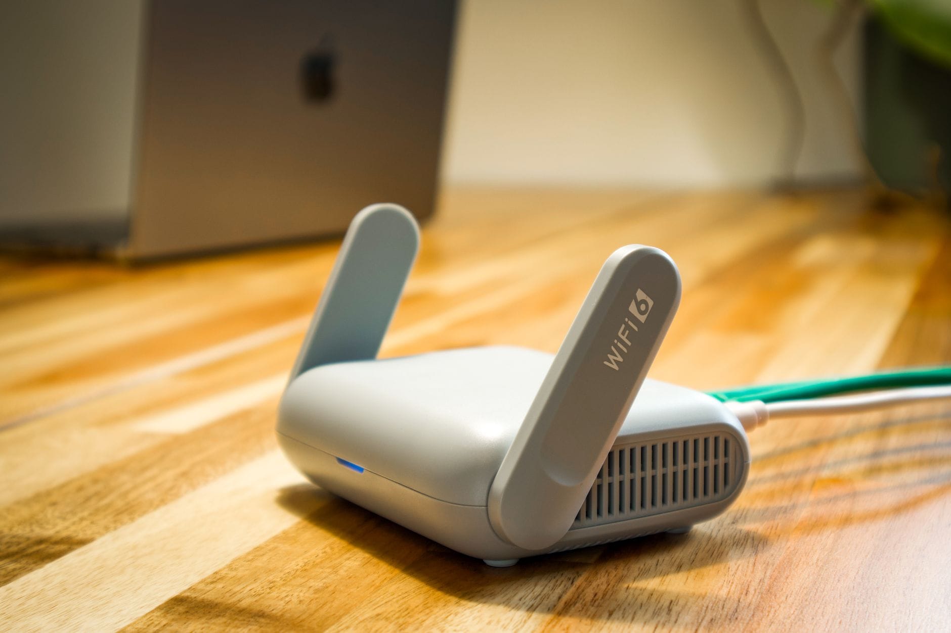Jaki router do małej firmy porównanie modeli z dobrą ochroną sieci